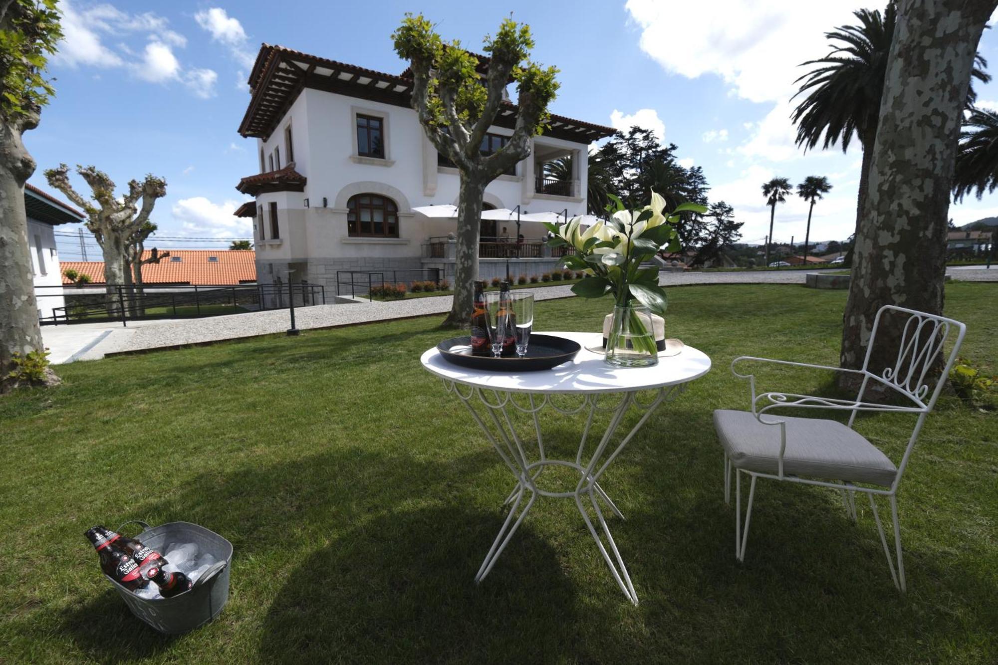 Hotel El Rosal De Cudillero Bagian luar foto